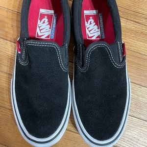 Black slip-on Vans, Ultra-Cush, suede top